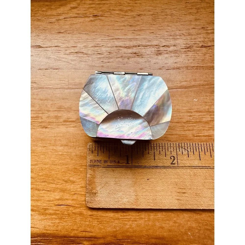 Beautiful Abalone Mother Of Pearl Small Trinket Jewelry Snuff‎ Box Stainless VTG